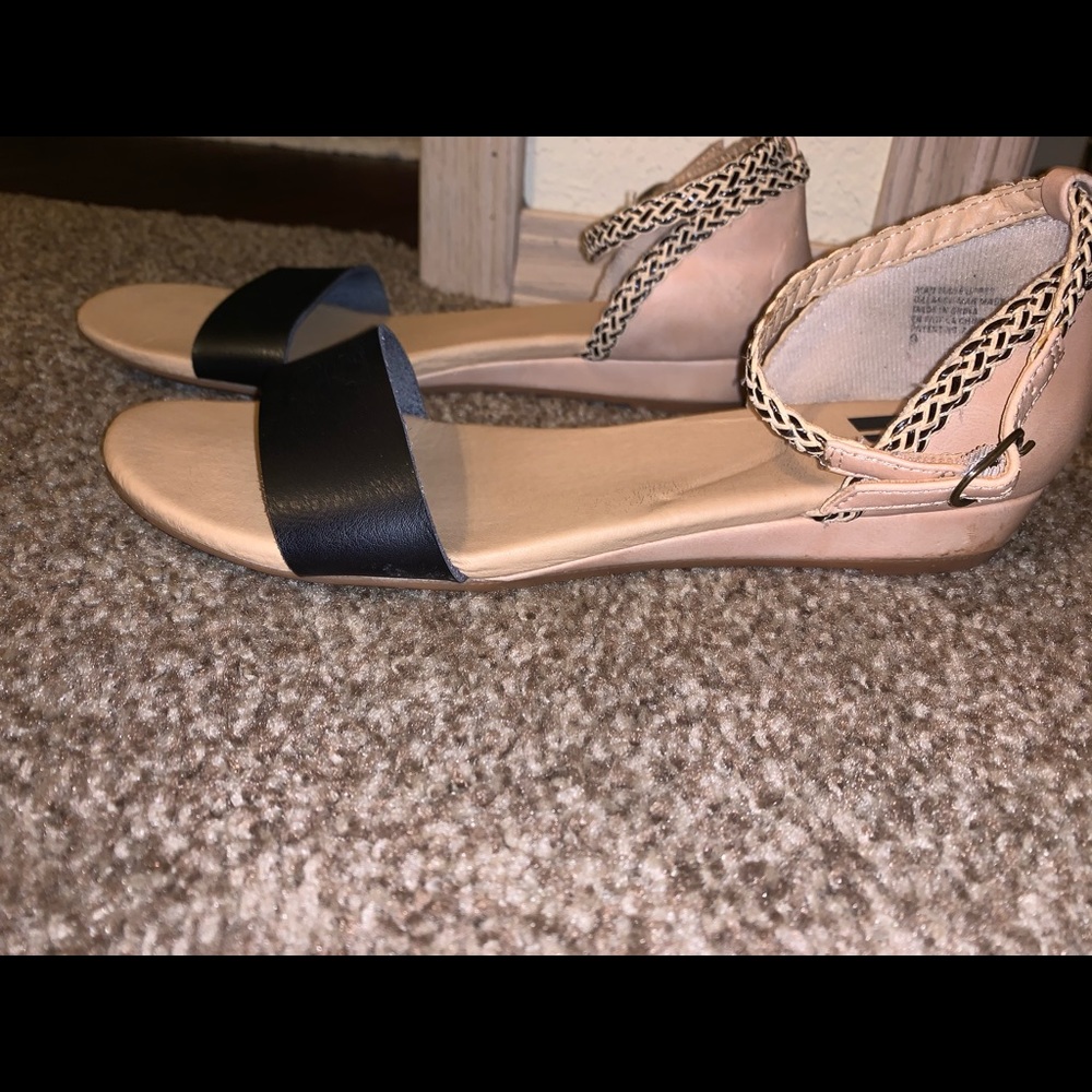 Francesca’s Black Mini Wedge Sandals